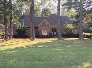 6849 King Rd, Meridian, MS 39305