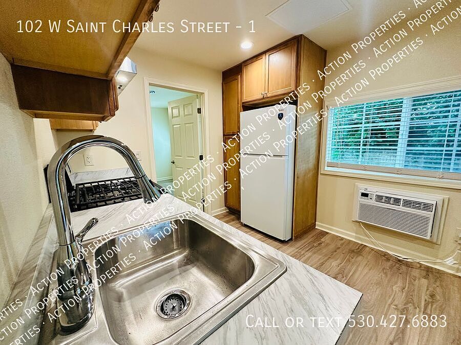1st image of 102 Saint Charles St W #1