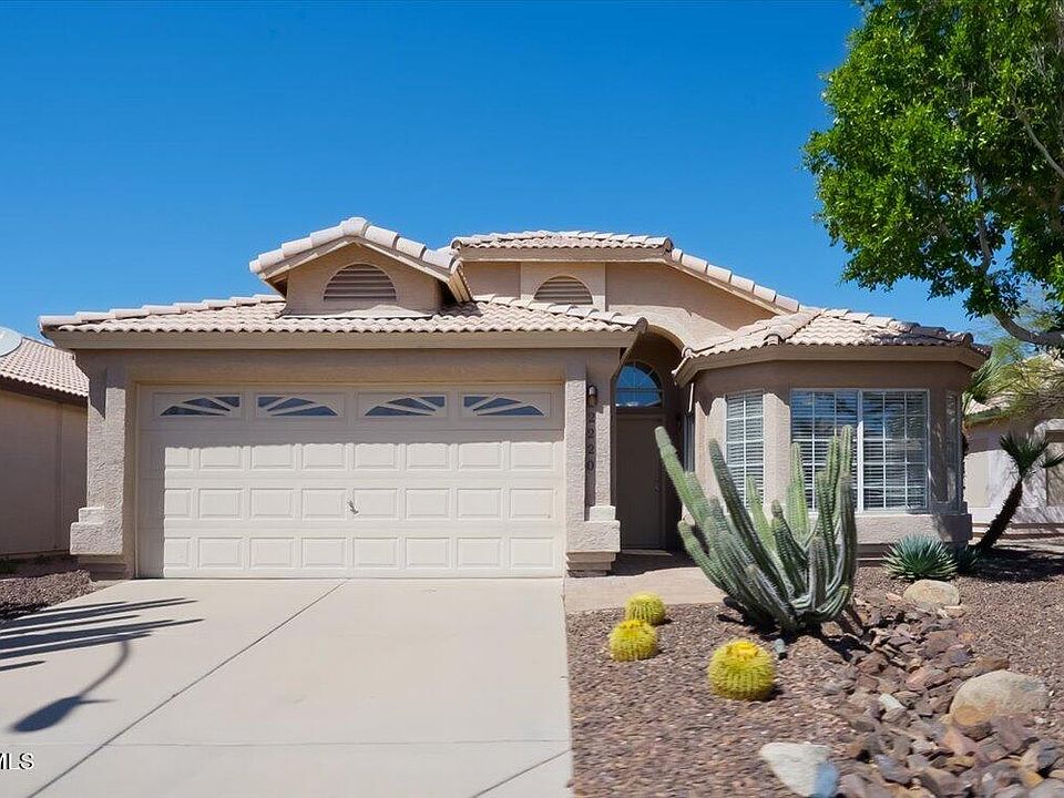 1st image of 2220 E AIRE LIBRE Avenue