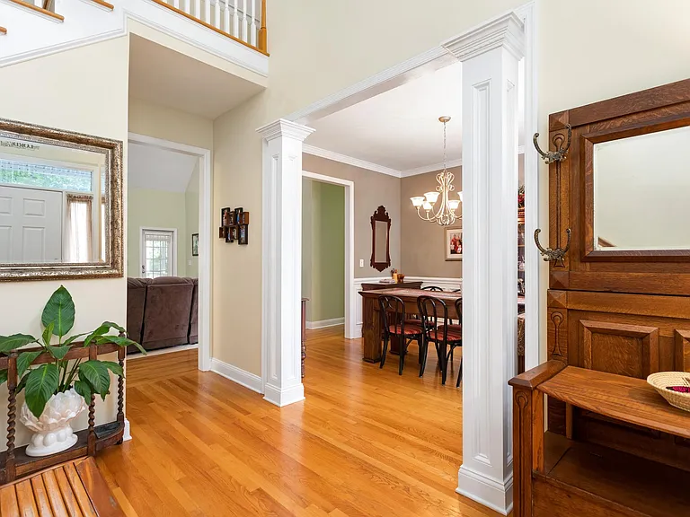 2828 Waterpointe Cir — Photo 8