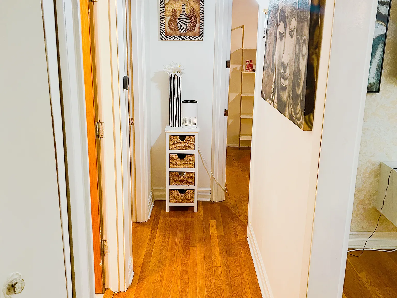 2 bed, 910 sqft, $2,000 — Photo 4