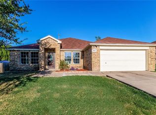 1004 Hanover Dr, Forney, TX 75126