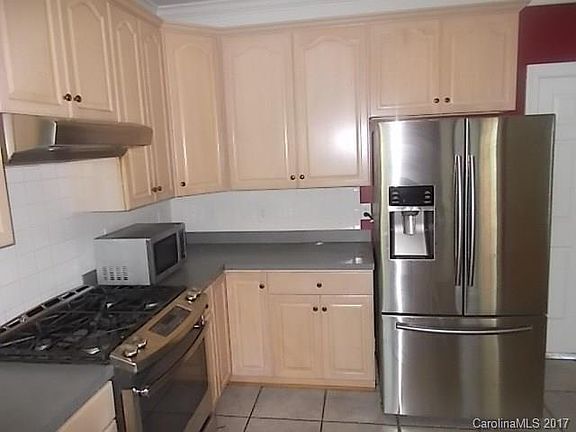 5th image of 5523 Sunstar Ct