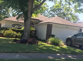 6142 Alpenrose Ave, Jacksonville, FL 32256