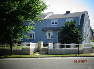 2165 Madison Ave, Bridgeport, CT 06606