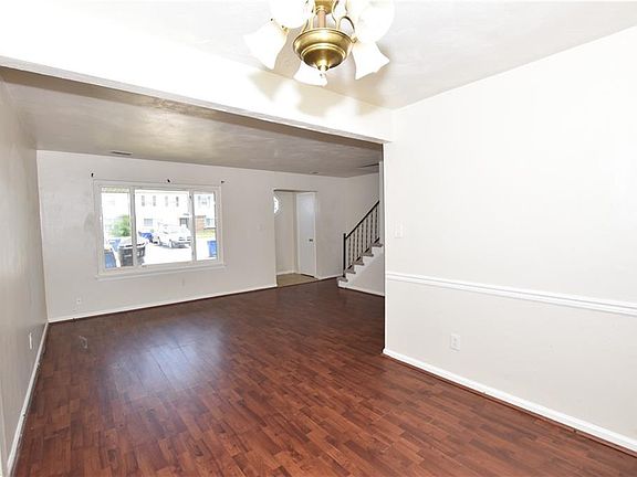 2nd image of 3235 Manor Glenn Ct