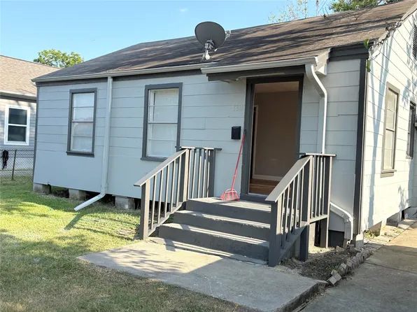 1314 16th St, Galena Park, TX 77547