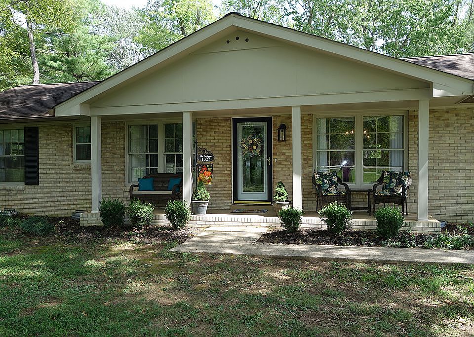 1st image of 1322 Lipscomb Dr
