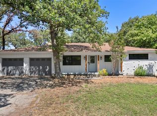 8609 Timber Dr, North Richland Hills, TX 76182