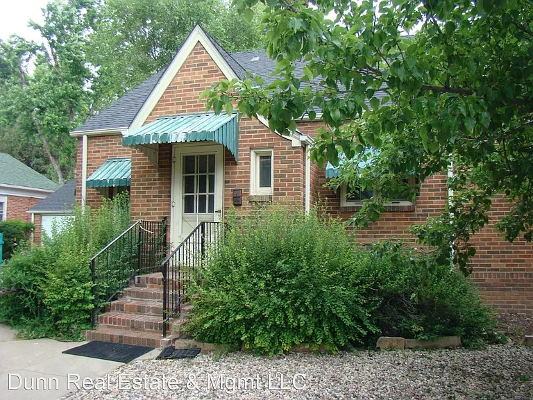 645 S Whitcomb St #B — Photo 1