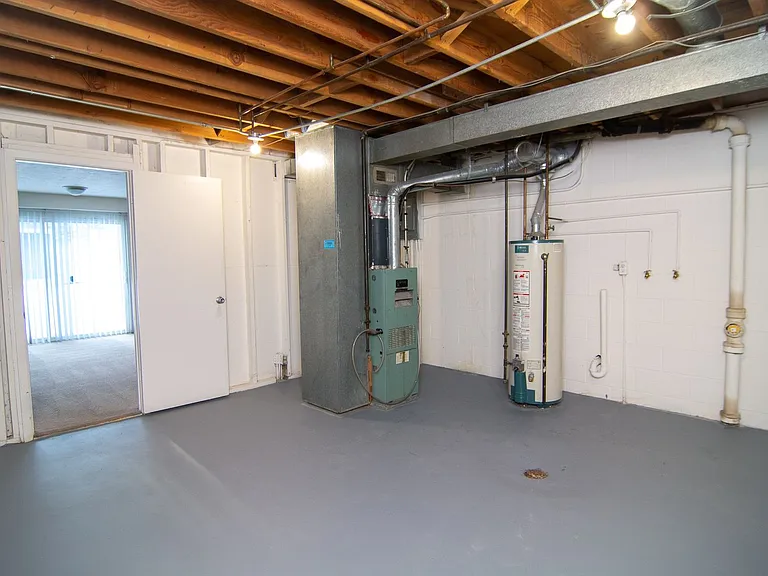 Whispering Pines Townhomes — Photo 19