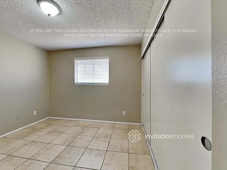 6813 W Montebello Ave — Photo 12