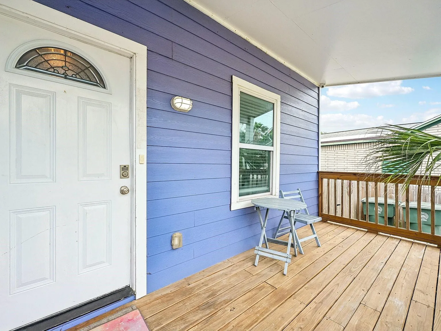 4 bed, 2.0 bath, 1133 sqft, $2,950 — Photo 4