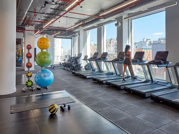 347 Kent Avenue image 7 of 10