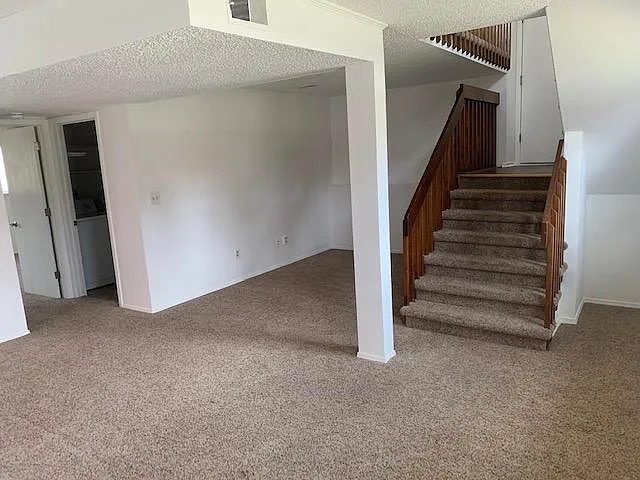 323 S Jefferson Ave — Photo 14