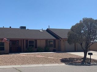 9608 Villa Del Rey NE, Albuquerque, NM 87111