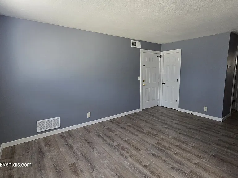 4550 Madison St NE #2 — Photo 4