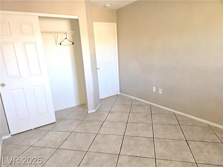 11008 Linden Leaf Ave — Photo 11