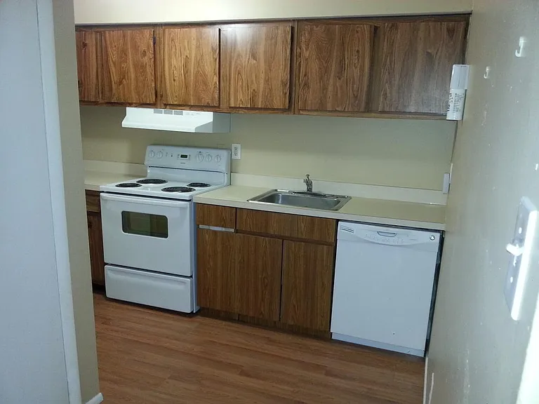 600 Grant Rd #29B — Photo 3