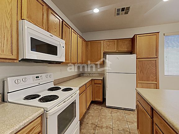3rd image of 18021 W Palo Verde Ave