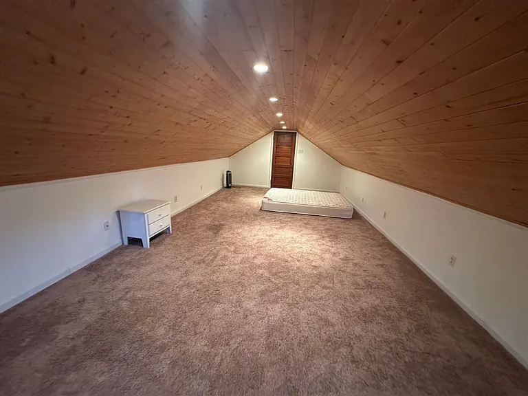 528 E Barbee Ave — Photo 7