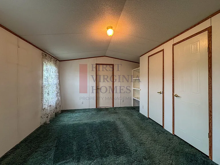 163 Wagner Pl — Photo 8