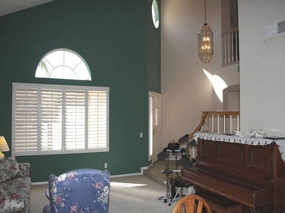 Entry & living room