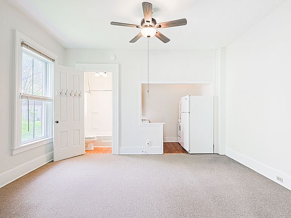 5th image of 68 Cayuga St APT 1