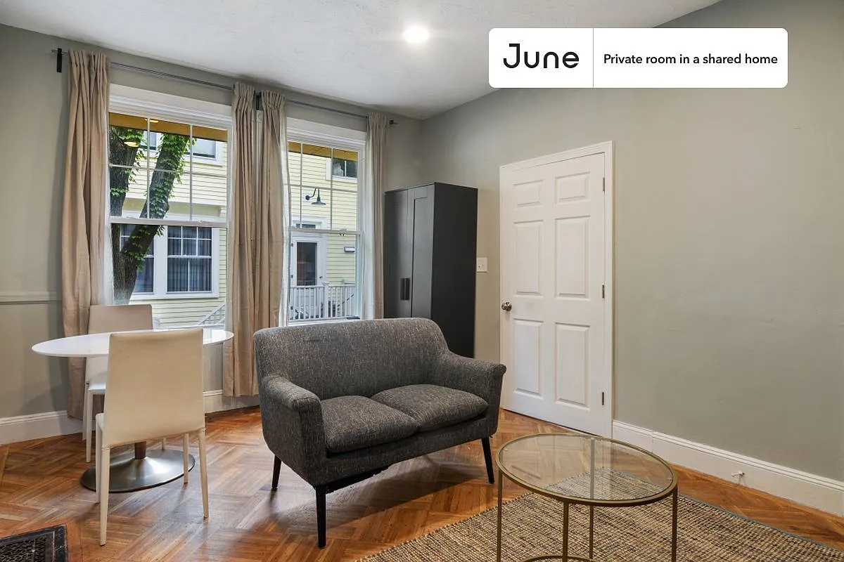 Full bedroom in 7 bed/2.5 bath home in Harvard Square (Cambridge) #443 F — Photo 2