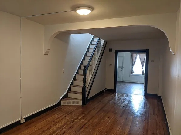 718 N Curley St, Baltimore, MD 21205