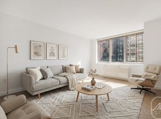 561 10th Ave APT 33F, New York, NY 10036