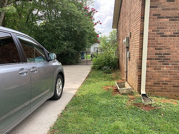 5th image of 2311 Miranda Dr