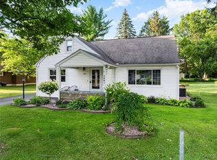 3881 Prospect St, Oneida, NY 13421