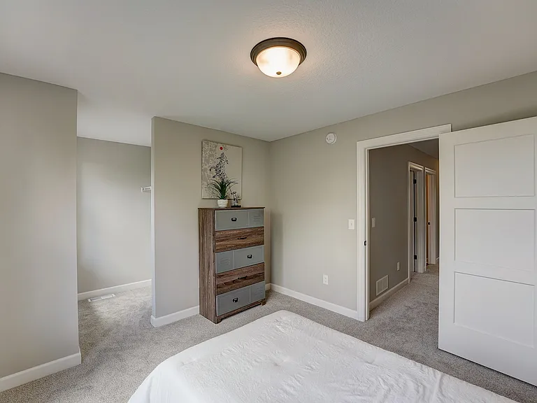 1145X W Laketowne Dr NE — Photo 19