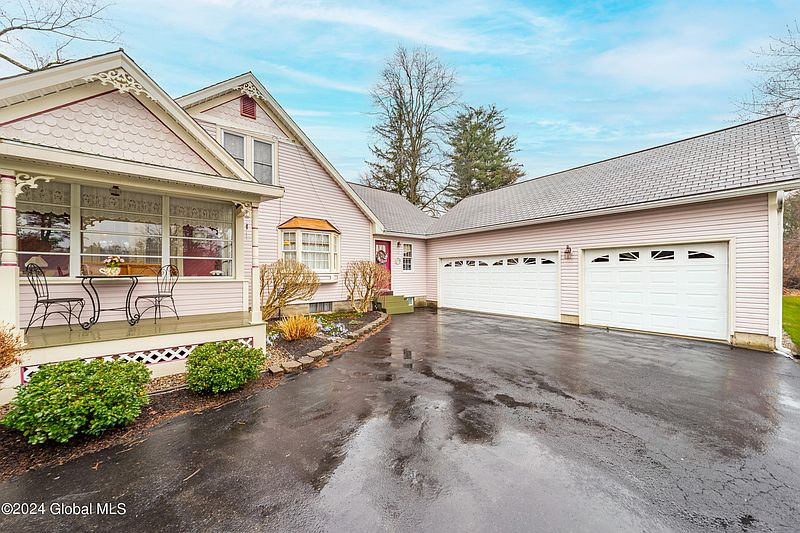 3rd image of 253 Consaul Road