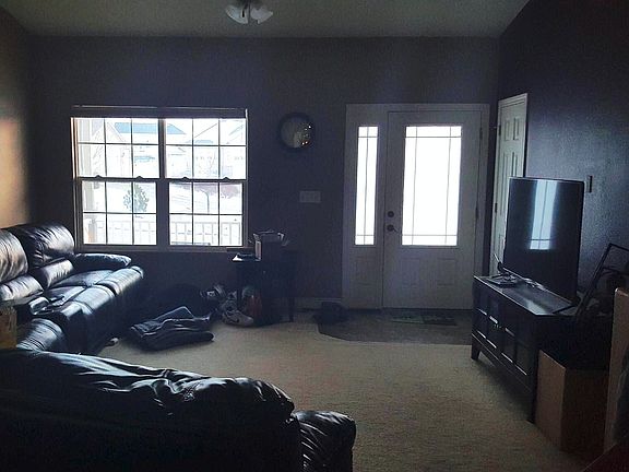 3rd image of 3203 Laguna Ct