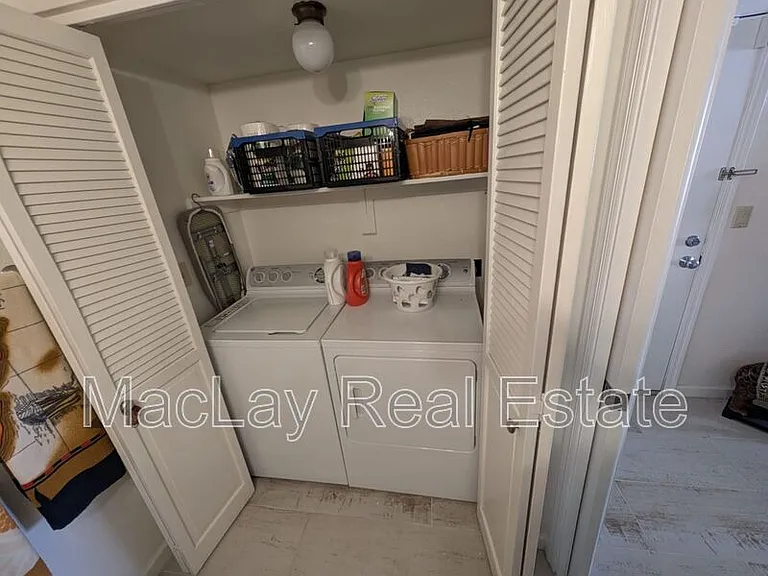 9223 S 45th Pl — Photo 12