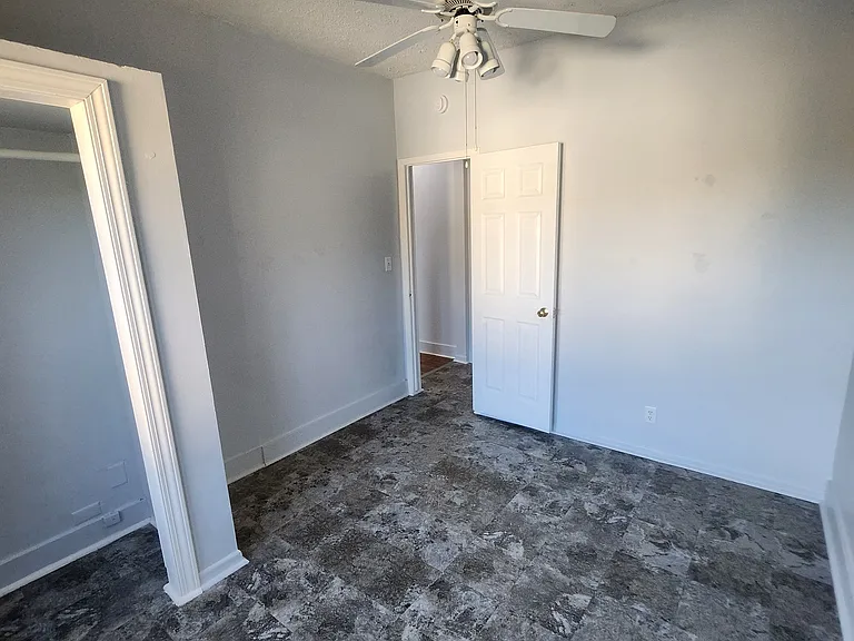 468 Beaumont St E #4 — Photo 9
