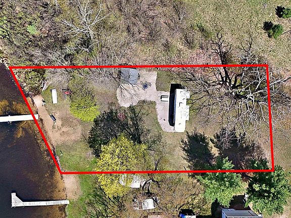 4th image of 16529 Birchwood Dr