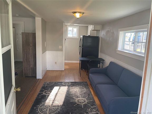 4th image of 1 Whewell Cir #8