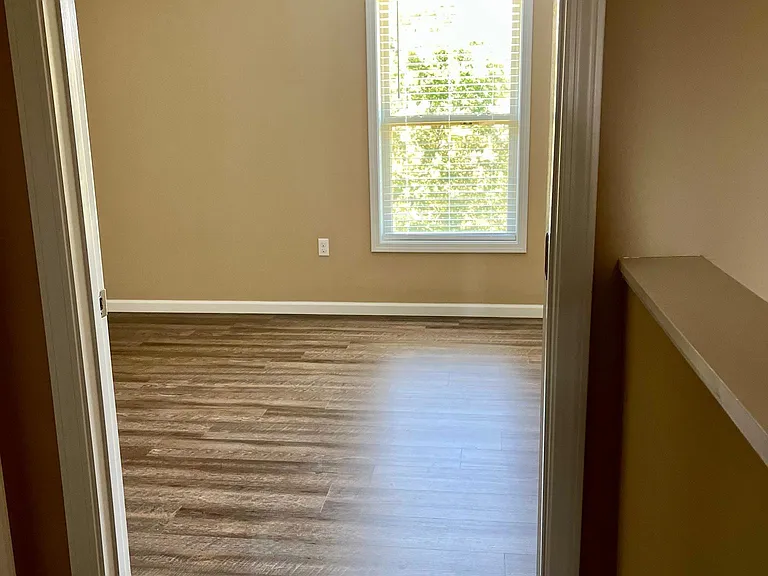 63 Melrose Dr — Photo 13