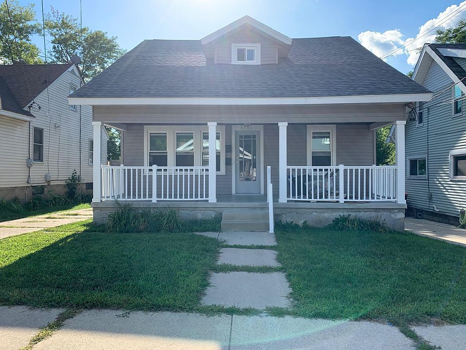 1st image of 1751 Delwood Ave SW #1