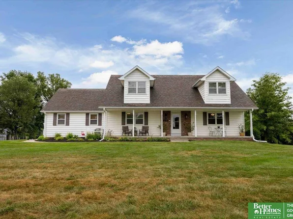 16241 Sage St, Omaha, NE 68136