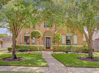 6602 Knoll Park Dr, Sugar Land, TX 77479