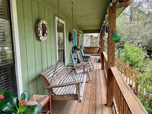 Front porch across the front