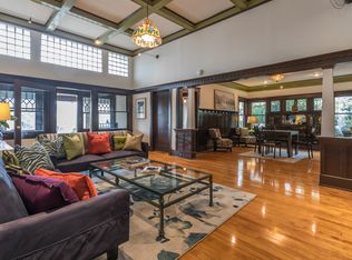 3452 Larissa Dr, Los Angeles, CA 90026