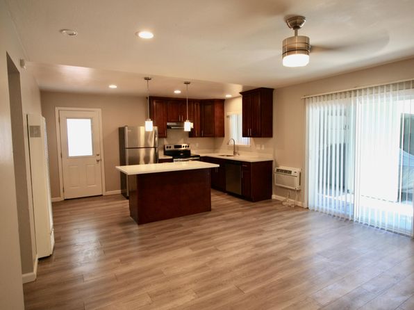 1004 Ravenscourt Ave APT 4