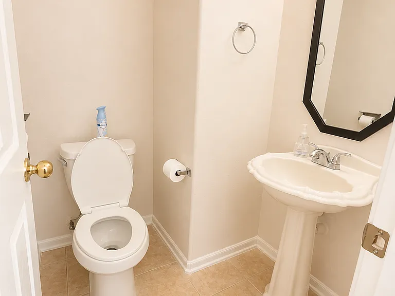 12915 Meadow Springs Dr — Photo 14