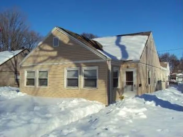 3330 S Taylor Ave, Milwaukee, WI 53207