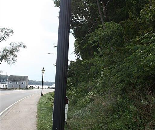 3rd image of 47 Water St